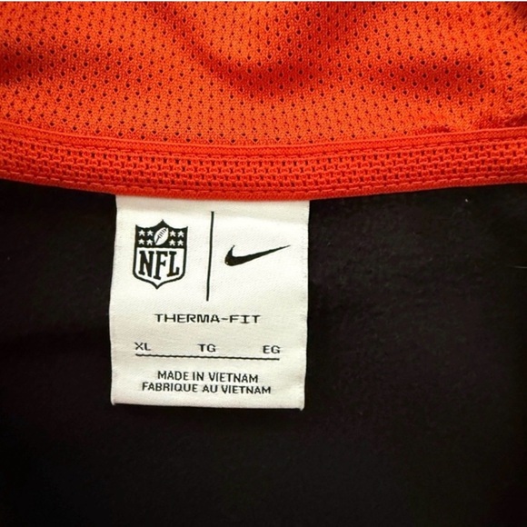 Men's Nike NFL Hoodie - Picture 4 of 5
